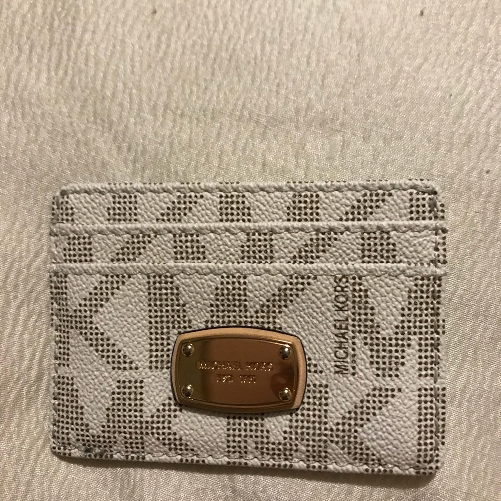 Card travel